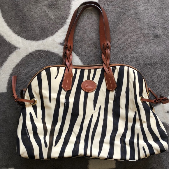 Authentic Dooney & Bourke Tote - Picture 1 of 4